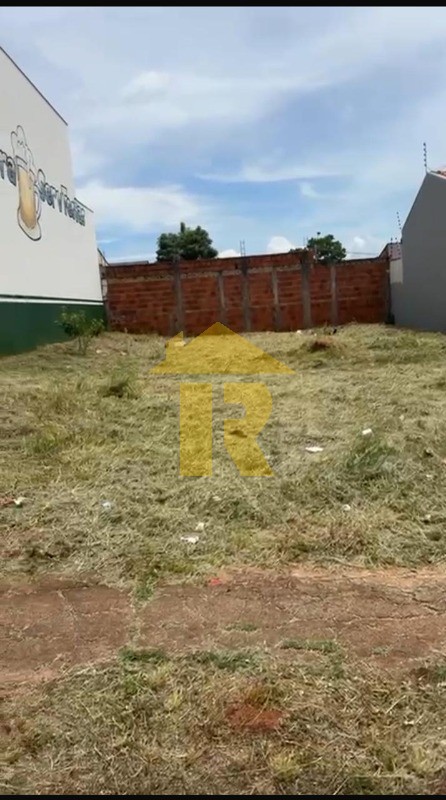 Terreno / Lote / Condomínio  à venda, 210m² — foto 3 de 3