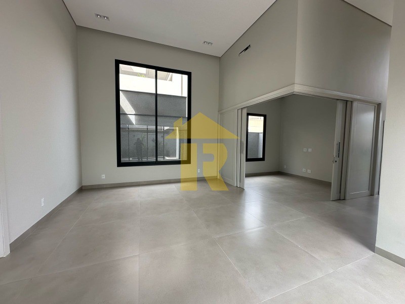 Casa de Condomínio com 3 quartos à venda, 215m² — foto 3 de 23