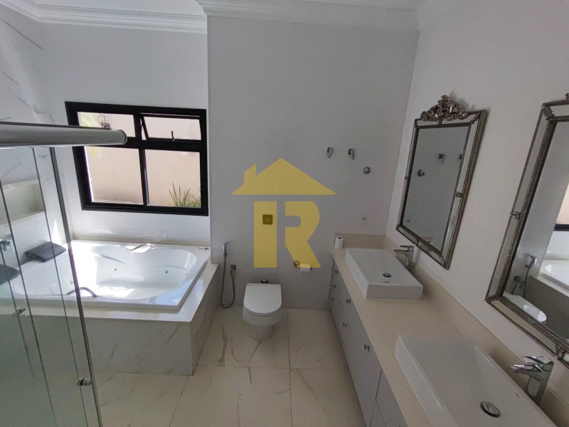 Casa de Condomínio com 4 quartos à venda e aluguel, 350m² — foto 22 de 29
