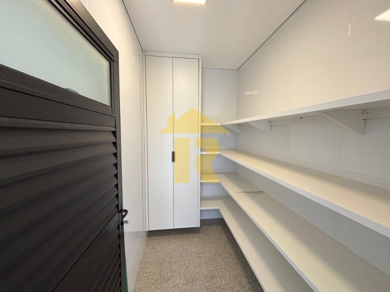 Casa de Condomínio com 3 quartos à venda, 460m² — foto 20 de 41