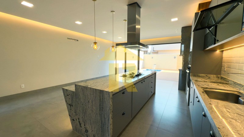 Casa de Condomínio com 3 quartos à venda, 215m² — foto 22 de 23
