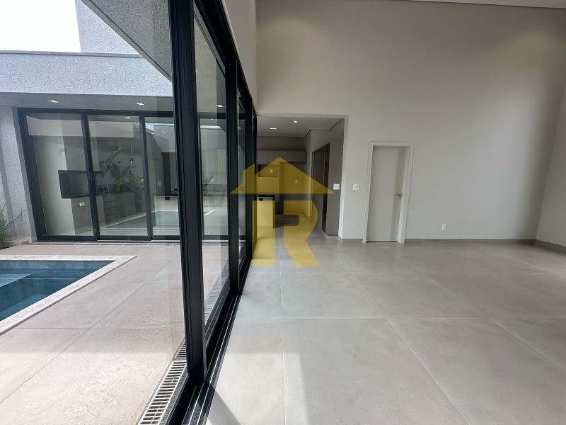 Casa de Condomínio com 3 quartos à venda, 215m² — foto 18 de 23