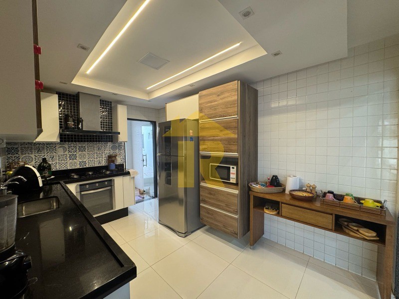 Casa com 3 quartos à venda, 312m² — foto 23 de 41