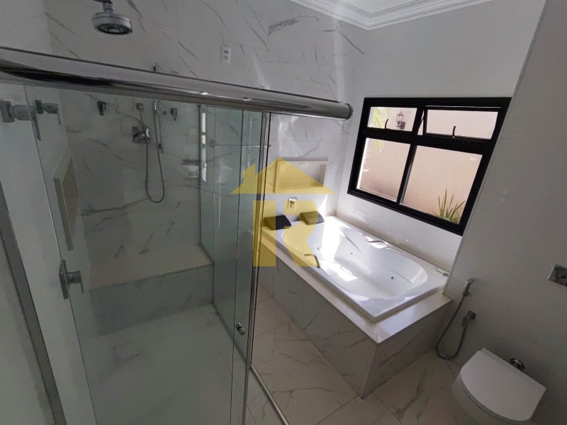 Casa de Condomínio com 4 quartos à venda e aluguel, 350m² — foto 21 de 29