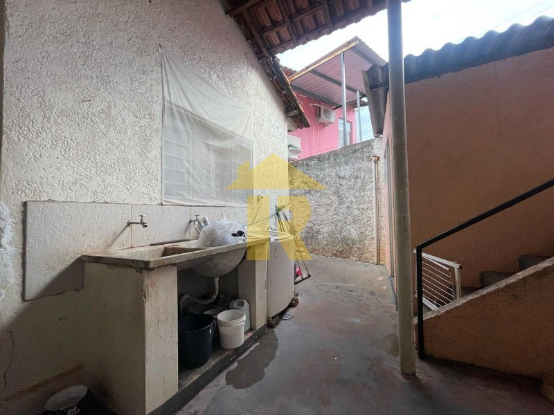 Casa com 3 quartos à venda, 106m² — foto 11 de 13