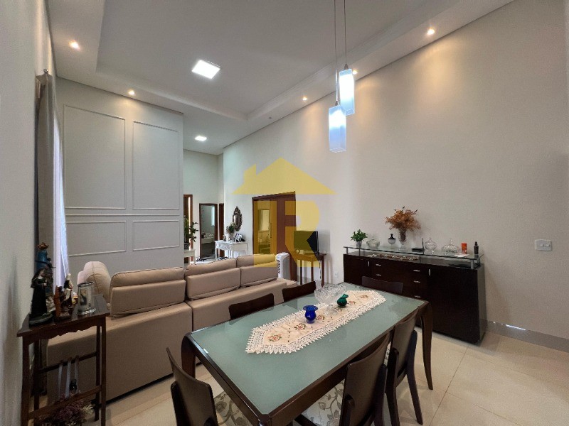 Casa de Condomínio com 3 quartos à venda e aluguel, 220m² — foto 5 de 34