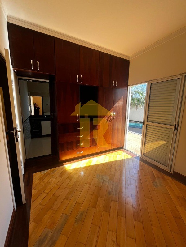 Casa de Condomínio com 4 quartos à venda — foto 21 de 25