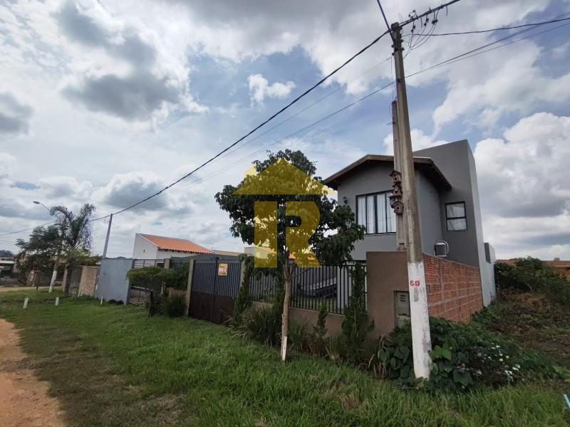 Casa de Condomínio com 2 quartos à venda, 220m² — foto 2 de 21