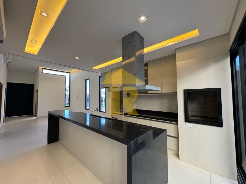 Casa de Condomínio com 3 quartos à venda, 180m² — foto 8 de 27