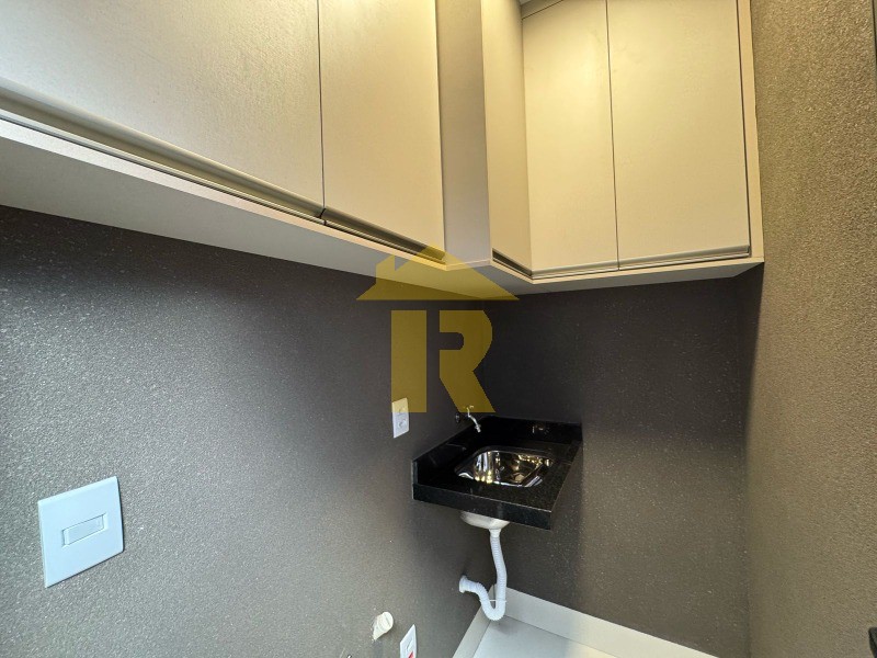 Casa de Condomínio com 3 quartos à venda, 180m² — foto 12 de 27