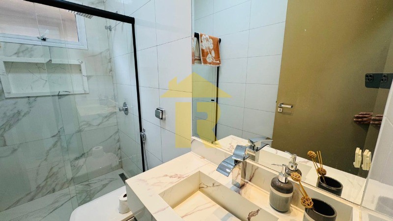 Casa de Condomínio com 3 quartos à venda, 240m² — foto 10 de 30