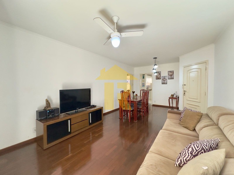 Apartamento com 3 quartos à venda, 130m² — foto 2 de 28