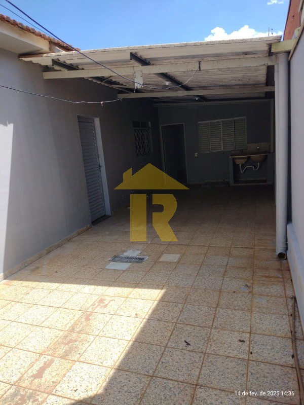 Casa com 4 quartos à venda, 198m² — foto 15 de 18