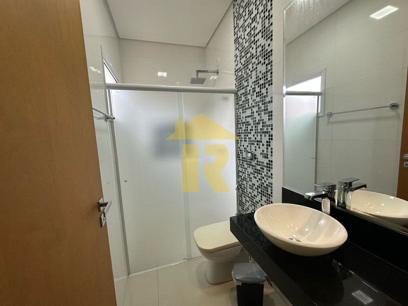 Casa de Condomínio com 3 quartos à venda, 220m² — foto 21 de 21