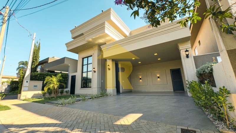 Casa de Condomínio com 3 quartos à venda, 215m² — foto 2 de 23
