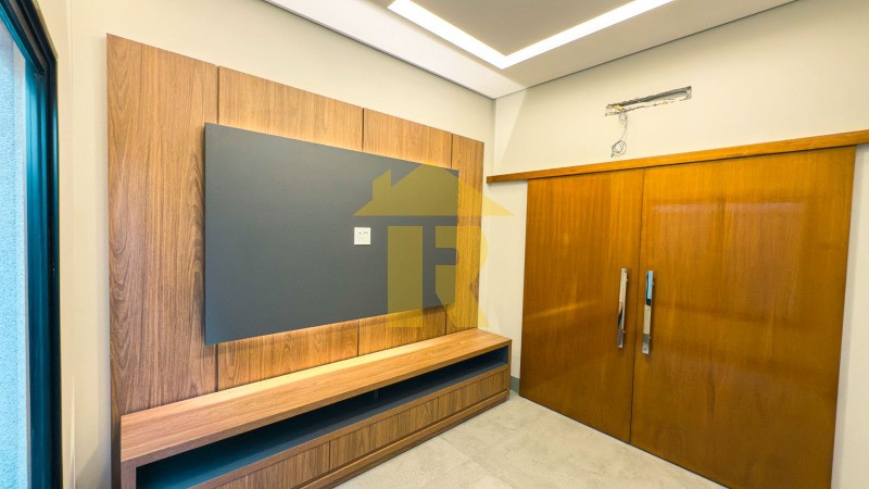 Casa de Condomínio com 3 quartos à venda, 215m² — foto 9 de 23