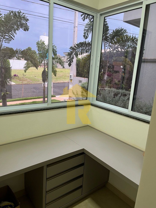 Casa de Condomínio com 3 quartos à venda, 200m² — foto 5 de 19