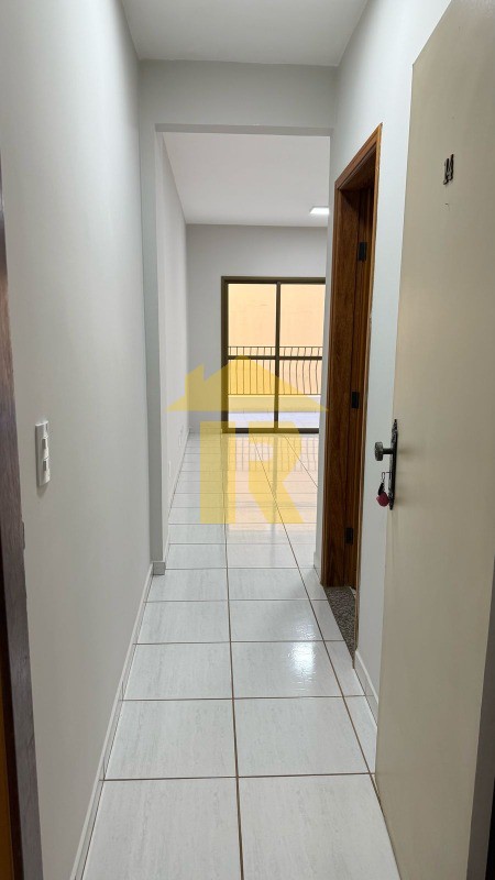 Apartamento com 3 quartos à venda, 112m² — foto 2 de 17