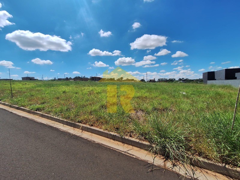 Terreno / Lote / Condomínio  à venda, 300m² — foto 3 de 15