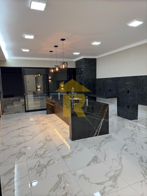 Casa de Condomínio com 3 quartos à venda, 193m² — foto 13 de 30