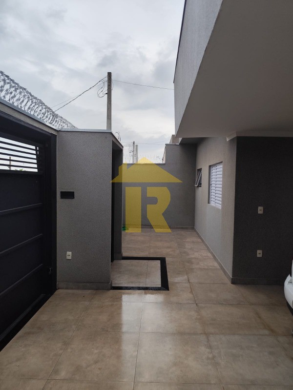 Casa com 2 quartos à venda, 140m² — foto 1 de 12
