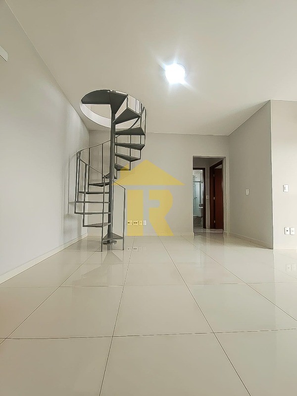 Apartamento com 2 quartos à venda, 81m² — foto 3 de 22