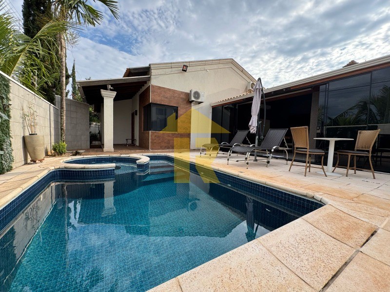 Casa com 3 quartos à venda, 312m² — foto 11 de 41