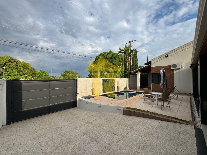 Casa com 3 quartos à venda, 312m² — foto 8 de 41