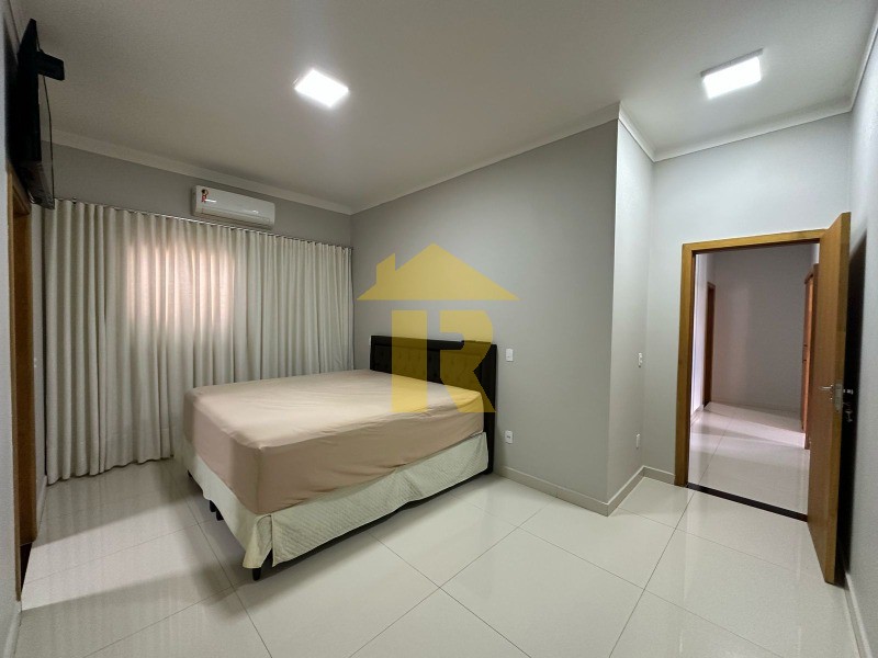 Casa de Condomínio com 3 quartos à venda, 220m² — foto 14 de 21
