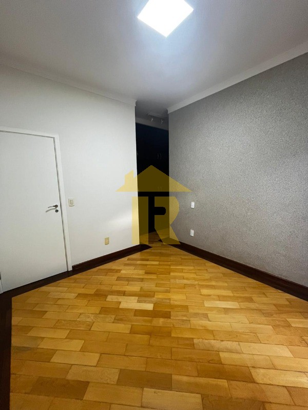 Casa de Condomínio com 4 quartos à venda — foto 24 de 25