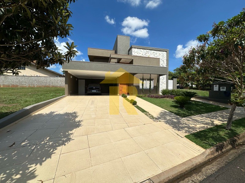 Casa de Condomínio com 3 quartos à venda, 220m² — foto 1 de 21