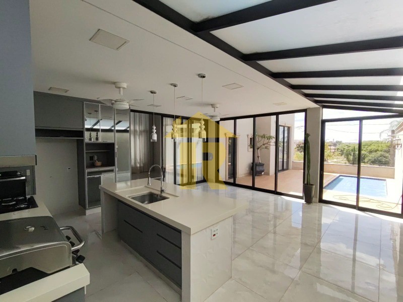 Casa de Condomínio com 4 quartos à venda e aluguel, 350m² — foto 4 de 29