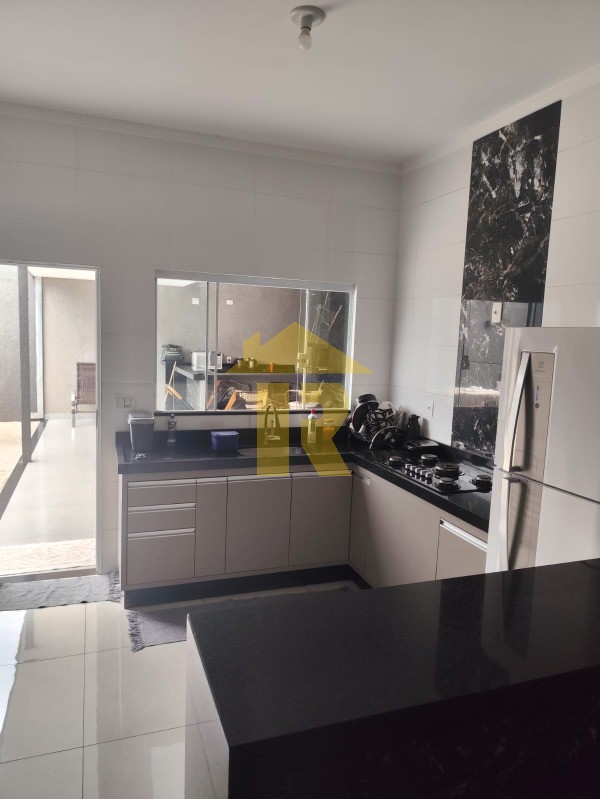 Casa com 2 quartos à venda, 140m² — foto 4 de 12