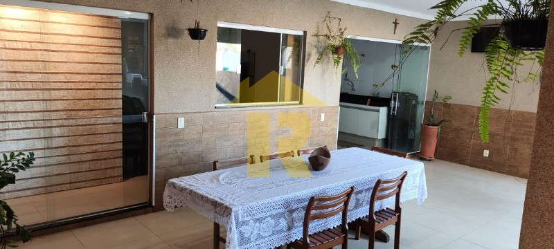 Casa com 3 quartos à venda, 130m² — foto 10 de 30