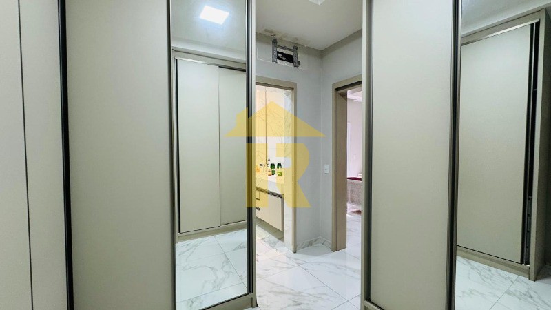 Casa de Condomínio com 3 quartos à venda, 240m² — foto 16 de 30