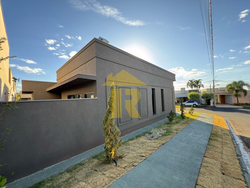 Casa de Condomínio com 3 quartos à venda, 180m² — foto 2 de 27