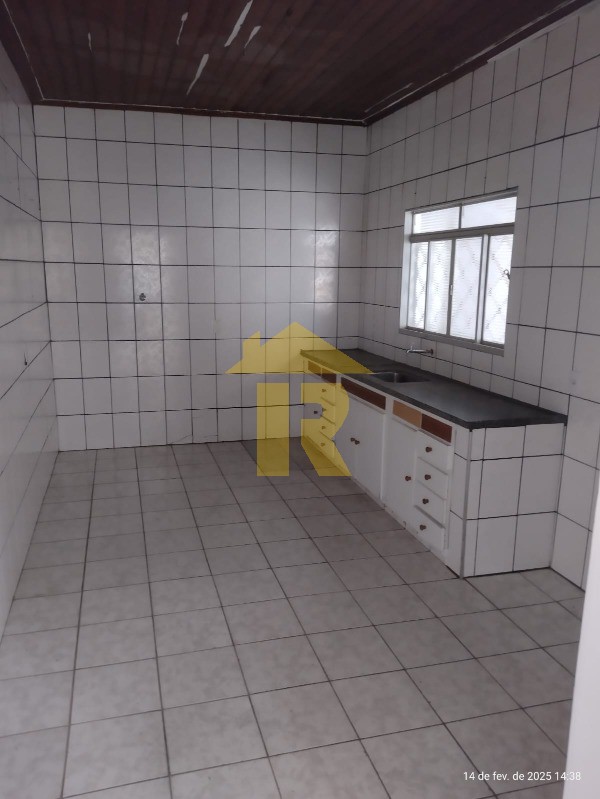 Casa com 4 quartos à venda, 198m² — foto 13 de 18