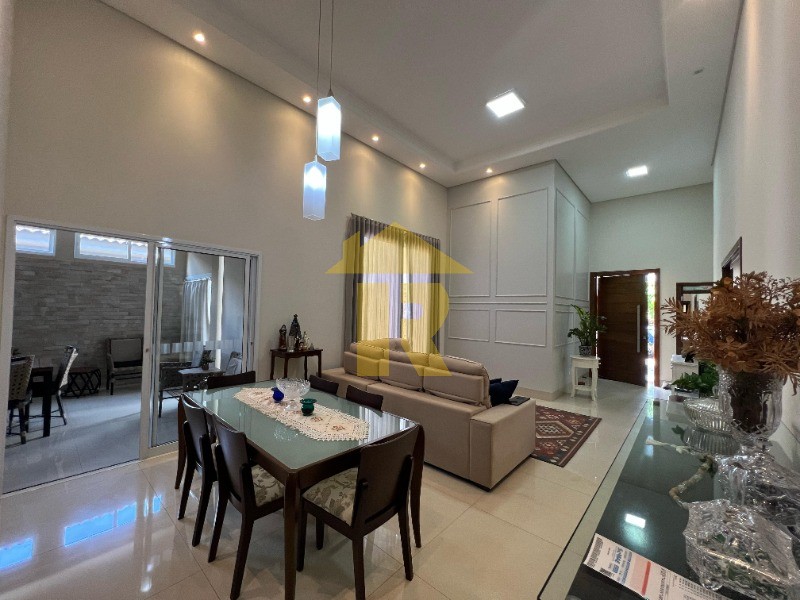 Casa de Condomínio com 3 quartos à venda e aluguel, 220m² — foto 4 de 34