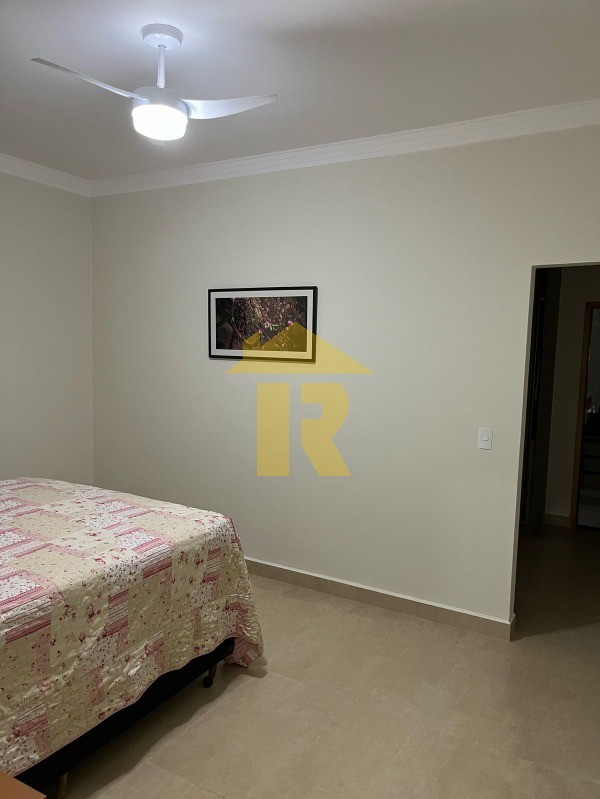Casa de Condomínio com 3 quartos à venda, 200m² — foto 11 de 19