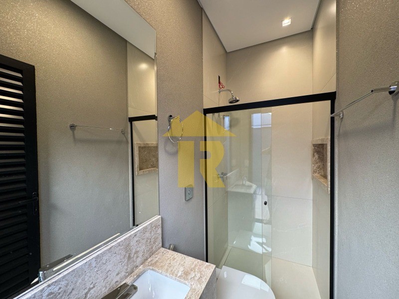 Casa de Condomínio com 3 quartos à venda, 180m² — foto 13 de 27