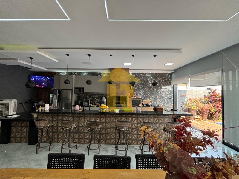 Casa de Condomínio com 3 quartos à venda, 250m² — foto 7 de 15