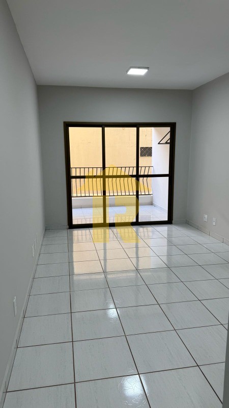 Apartamento com 3 quartos à venda, 112m² — foto 1 de 17