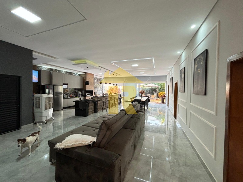 Casa de Condomínio com 3 quartos à venda, 250m² — foto 4 de 15