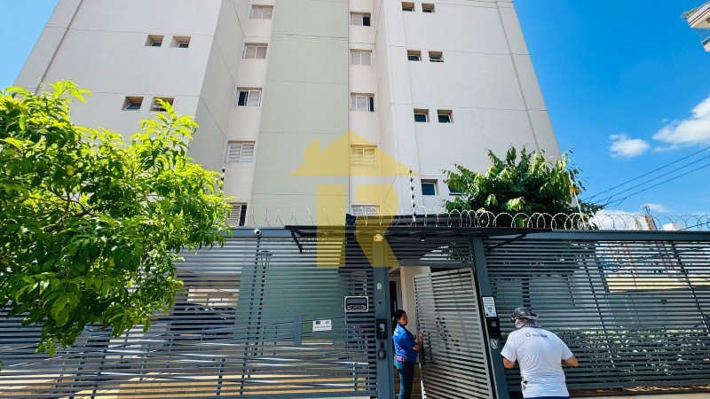 Apartamento com 3 quartos à venda, 80m² — foto 3 de 23