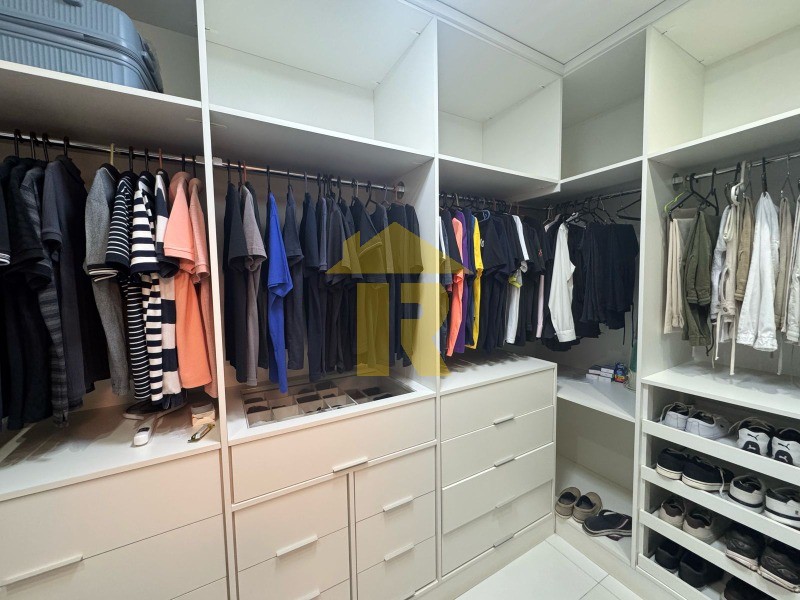 Casa com 3 quartos à venda, 312m² — foto 30 de 41