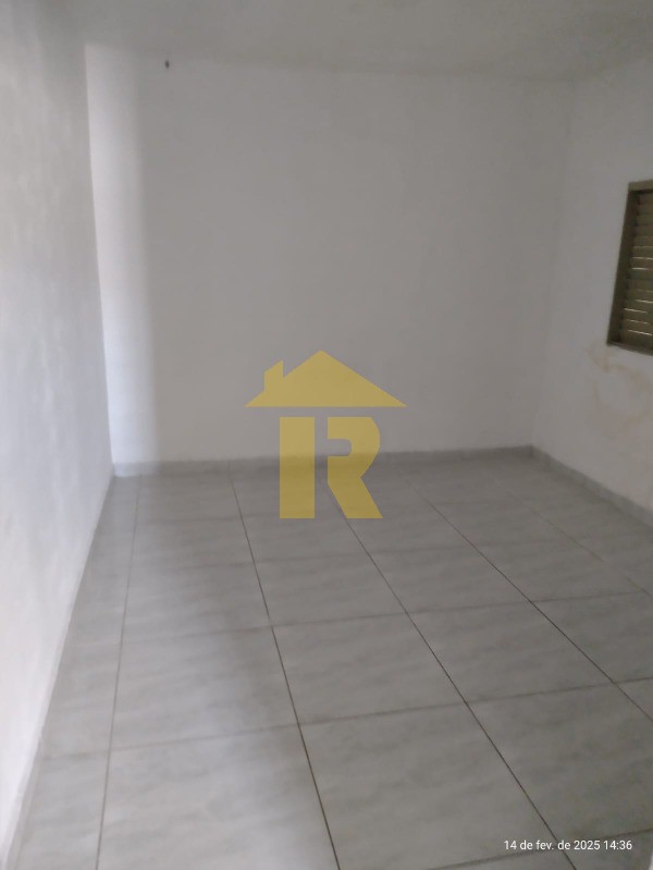 Casa com 4 quartos à venda, 198m² — foto 16 de 18