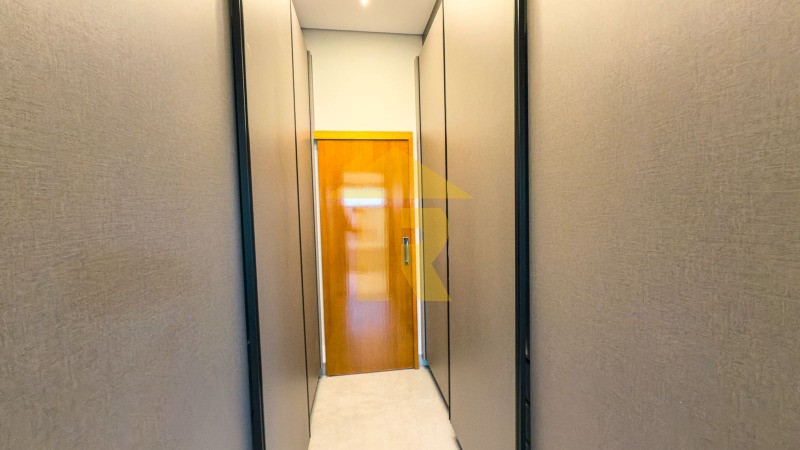 Casa de Condomínio com 3 quartos à venda, 215m² — foto 13 de 23