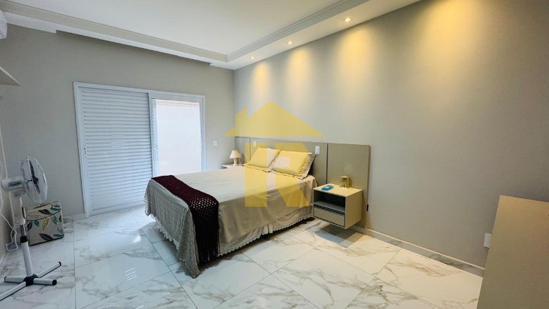 Casa de Condomínio com 3 quartos à venda, 240m² — foto 21 de 30