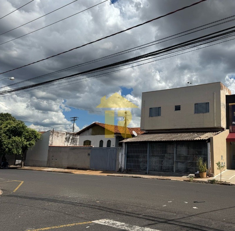 Loja / Salão / Ponto Comercial  à venda, 250m² — foto 1 de 14