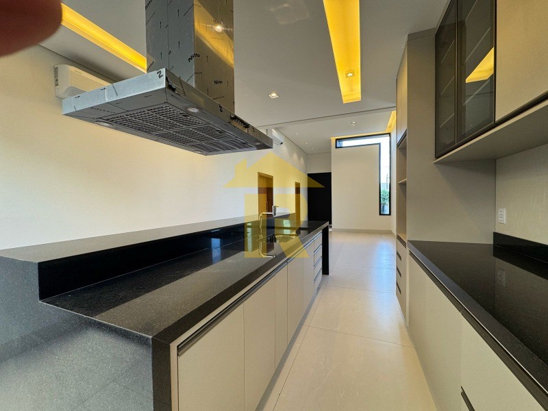 Casa de Condomínio com 3 quartos à venda, 180m² — foto 7 de 27